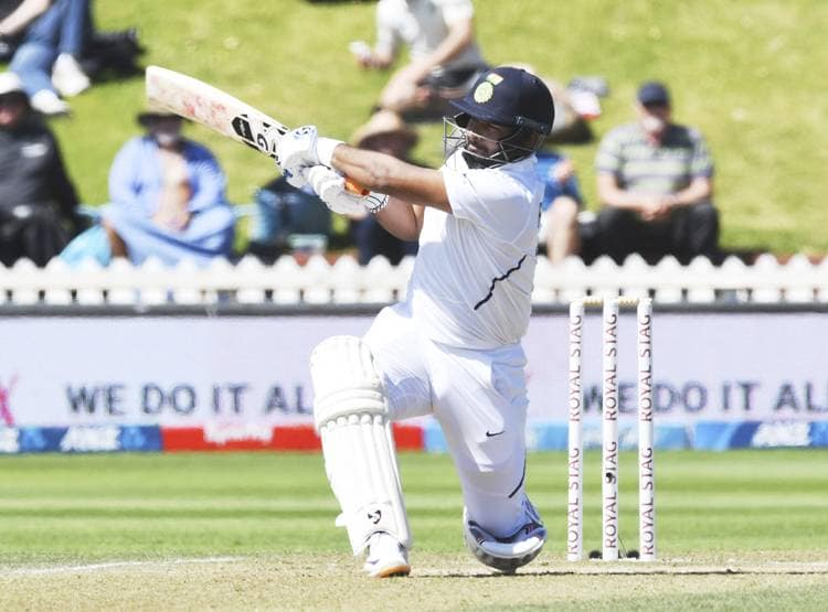 पंत के सेलेक्शन पर फिर उठे सवाल, 4 पारियों में बनाए सिर्फ 60 रन