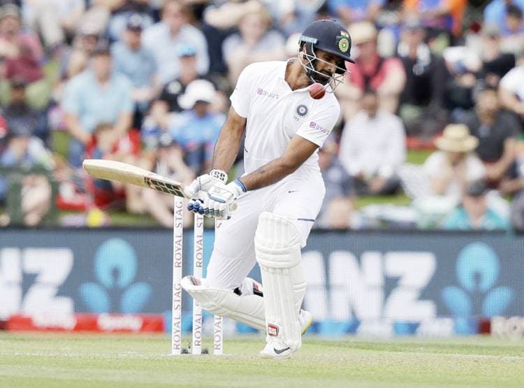 फुस्स हुए कोहली-पुजारा-रहाणे, अपने ही गेंदबाजों की मेहनत पर फेरा पानी