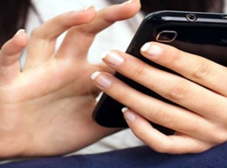 पीड़‍िता से बयान लेने की बात आई तो दरोगा ने कहा- मुझे कोरोना हो गया