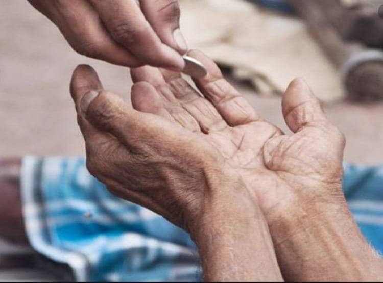 भीख मांग रहा था इंजीनियर, पता चलने पर सरकार ने लिया ये फैसला