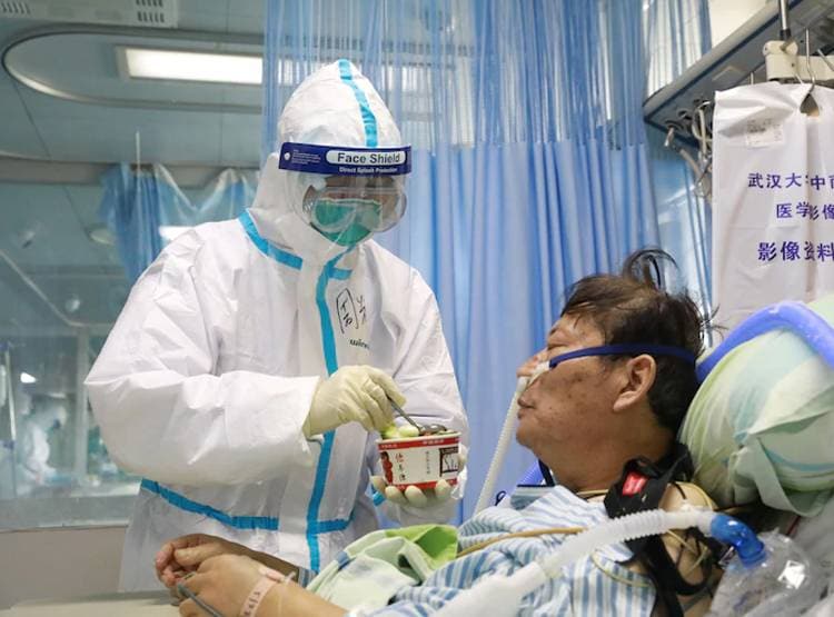 CT स्कैन को जा रहा था कोरोना मरीज, डॉक्टर से की गई फरमाइश वायरल