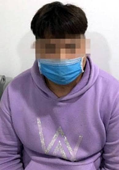 कोरोनाः चीन में 5 लड़कियों को स्कूटी पर घुमाया, अब हिरासत में हैं ये जनाब