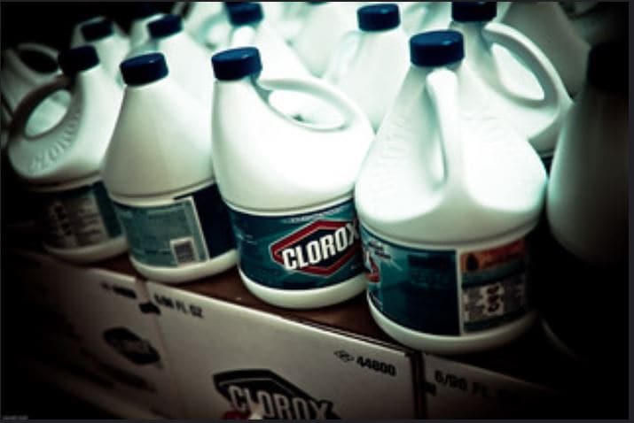 CORONA: आपका फोन टॉयलेट सीट से भी गंदा, ऐसे करें सैनिटाइज