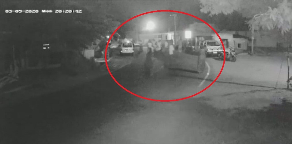 दूल्हे को पीटा और दुल्हन को उठा ले गए 40 लोग, CCTV में कैद हुई घटना