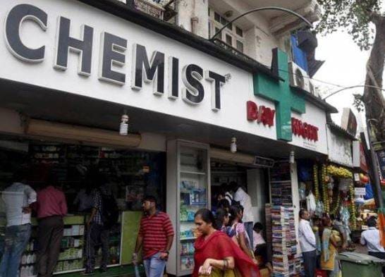 इबोला, जीका या कोरोना, ऐसी महामारी से गरीब देश हो जाता है कंगाल!