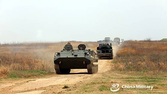 कोरोना संकट के बीच चीन-कोरिया की ड्रिल पर भड़के ये 2 देश, लगाई सेना