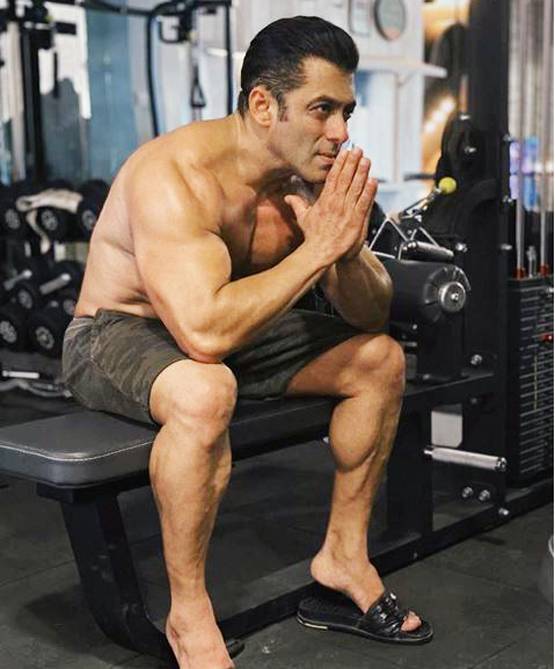 कोरोना का वर्ल्ड सिनेमा पर बड़ा असर, प्रमोशन से शूटिंग तक कैंसिल