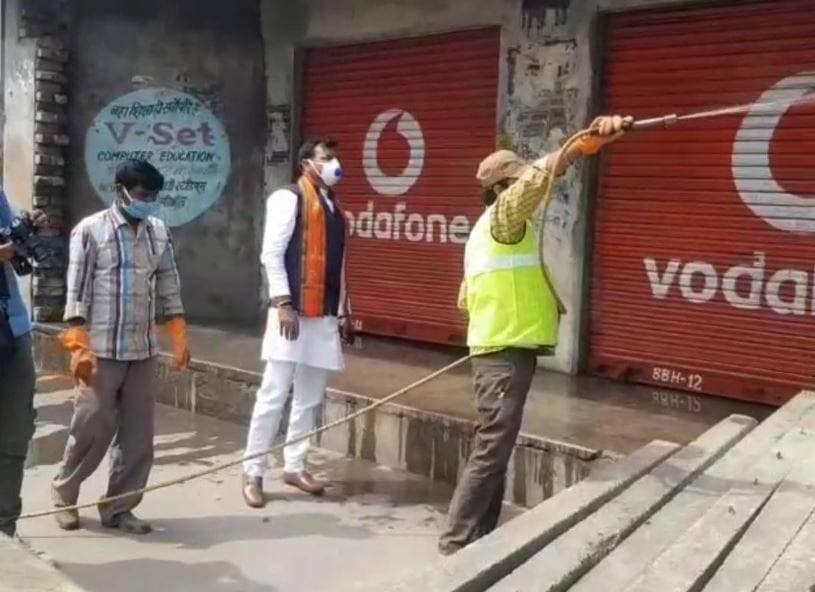 महिला ने छुपाई विदेश से आने की बात, निकली कोरोना पॉजिटिव, FIR दर्ज