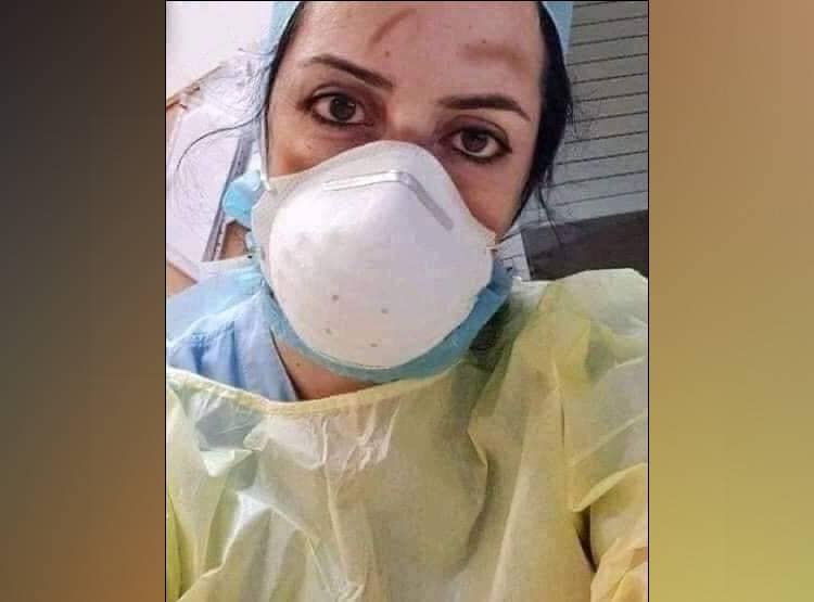 चेहरे पर लगे मास्क हटे तो रह गए निशान, PAK सांसद ने शेयर किए फोटो