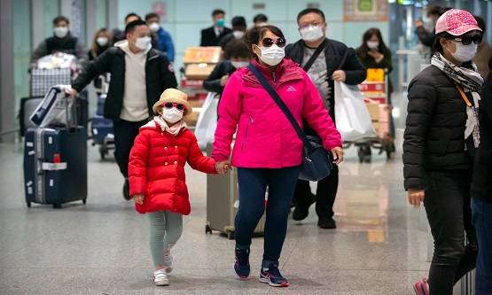 दिल्ली पहुंचा कोरोना, शरीर में दिखें ये लक्षण तो हो जाएं सावधान