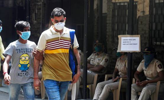 1 मरीज 59,000 में फैला सकता है कोरोना इसलिए लोगों से दूर रहना जरूरी