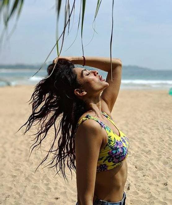 कोरोना वायरस का खौफ, रोकनी पड़ी एक्ट्रेस शोभिता की फिल्म की शूटिंग