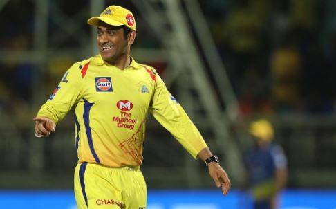 धोनी के भविष्य को लेकर बोले सहवाग, IPL भी वापसी की गारंटी नहीं