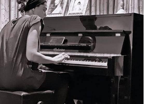 सारा ने बनाया ऑमलेट, तैमूर ने लगाए पौधे, कुछ यूं बीता स्टार्स क्वारनटीन