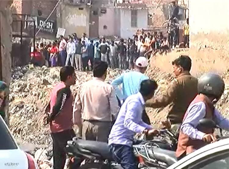 दिल्ली के नाले उगल रहे लाशें, दो द‍िन की ह‍िंसा में अब तक 46 मौतें