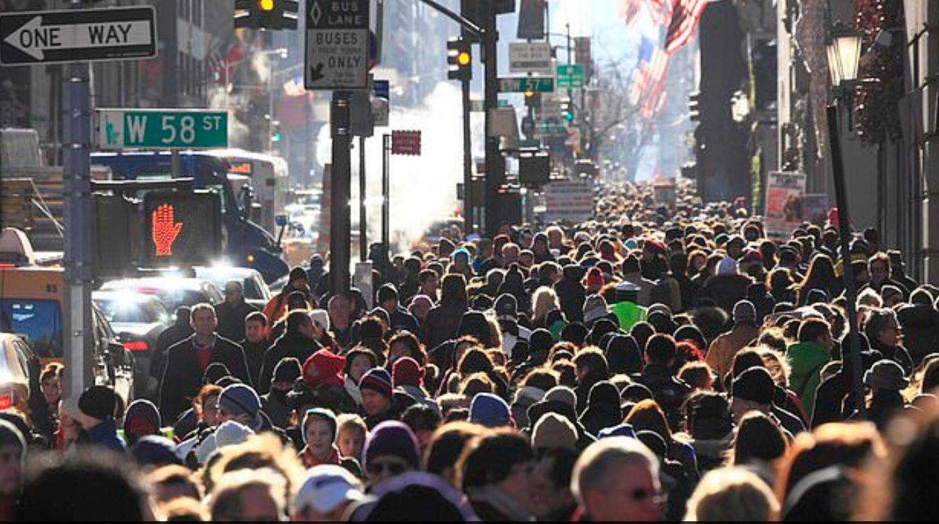 शख्स ने बनाई ऐसी डिवाइस जो कोरोना को रोकने में कर सकती है मदद