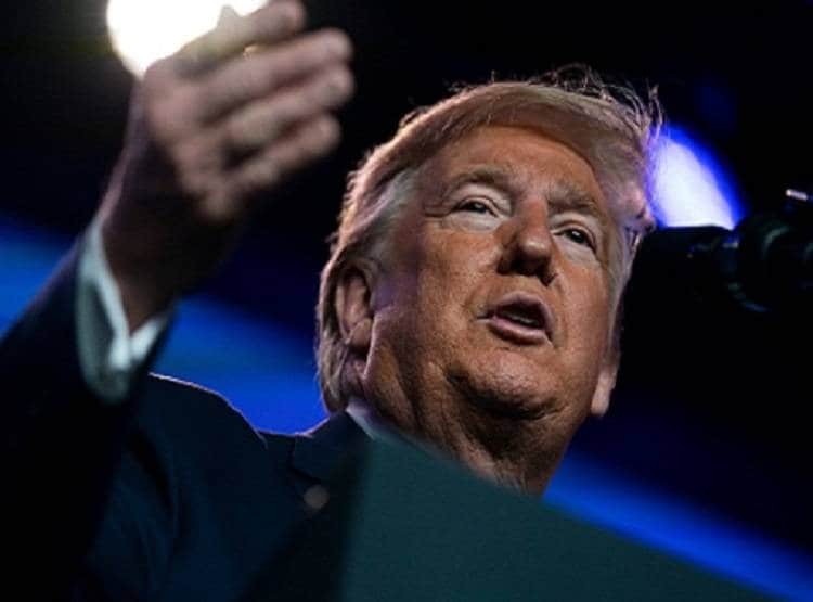 आपातकाल लगाकर कोरोना वायरस से कैसे निपटेगा अमेरिका?