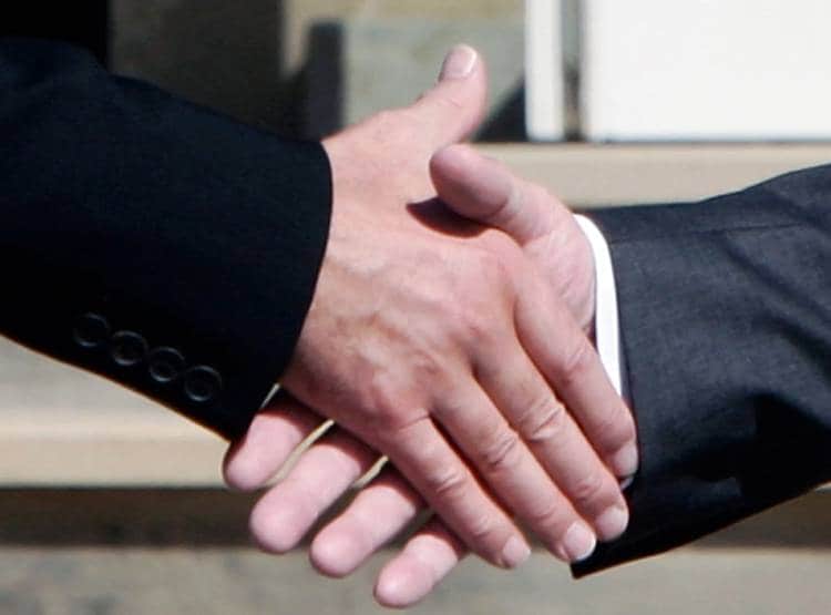 बदहाल PAK को कंगाली से बचाने के लिए EU ने दिया मदद का बूस्टर