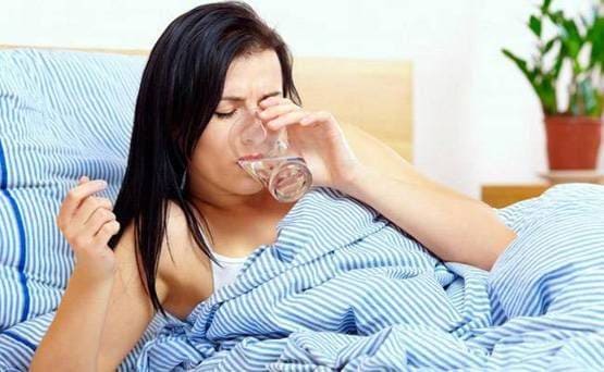 हर 15 मिनट में पानी पीने से खत्म हो जाता है कोरोना वायरस का खतरा?