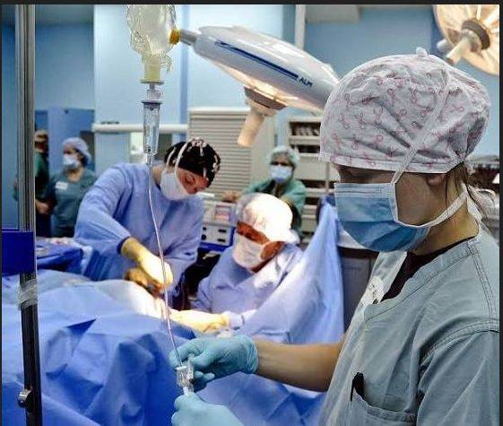 हर तरफ कोरोना का कहर, शरीर में ऐसे फैलता है ये वायरस