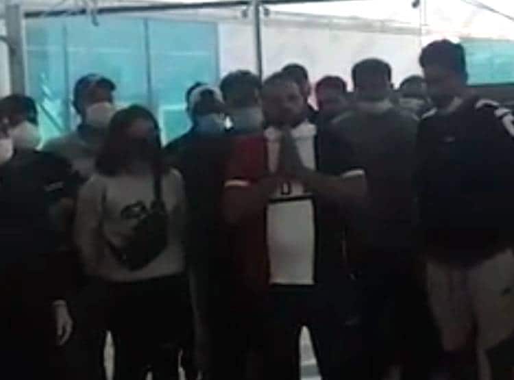 स्पेन से आकर दुबई में फंसे भारतीय, वीडियो बनाकर लगाई बचाने की गुहार