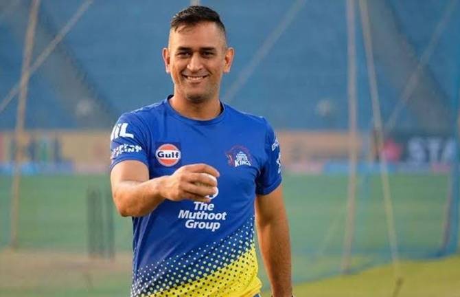 IPL से पहले जमकर पसीना बहा रहे धोनी, CSK ने शेयर किया VIDEO