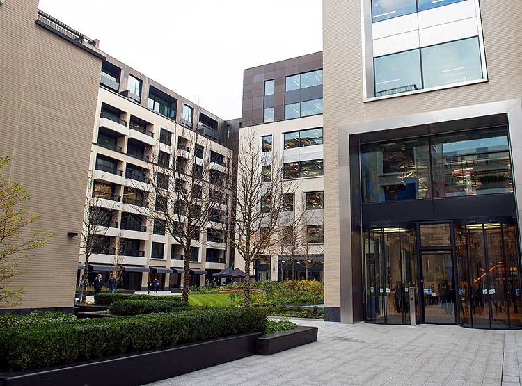 कोरोना संक्रमणः फेसबुक का ऑफिस बंद, 3000 कर्मचारी घर भेजे गए