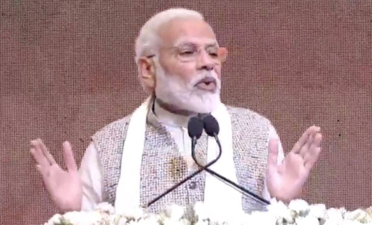 PM मोदी छोड़ सकते हैं FB, Twitter, Instagram, जानिए कितने हैं फॉलोअर्स