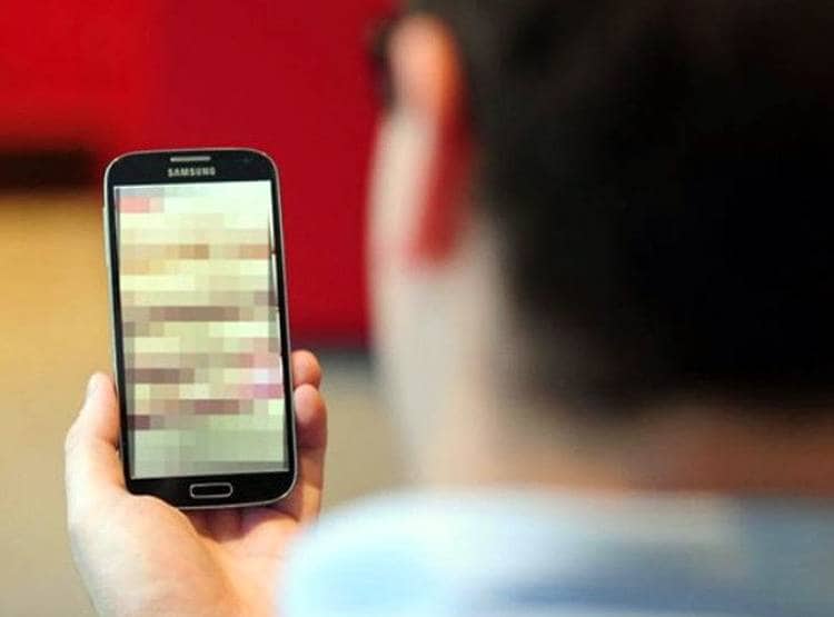 नाबाल‍िग से गैंगरेप की फोटो सोशल मीड‍िया पर वायरल, पुलिस में हड़कंप