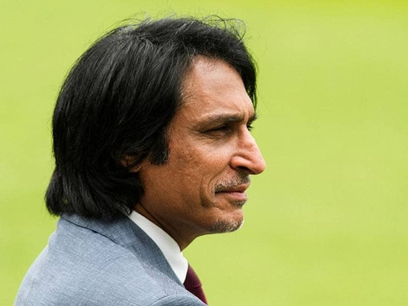 रमीज राजा का दावा- PAK में कोरोना फैला गया यह खिलाड़ी!