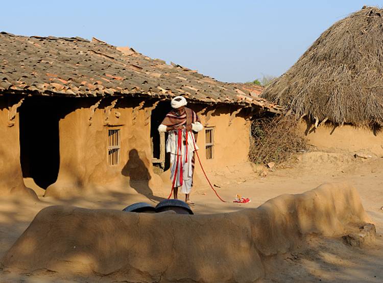 इन गांव में 100 सालों से नहीं मनाई गई होली, अशुभ है गुलाल उड़ाना