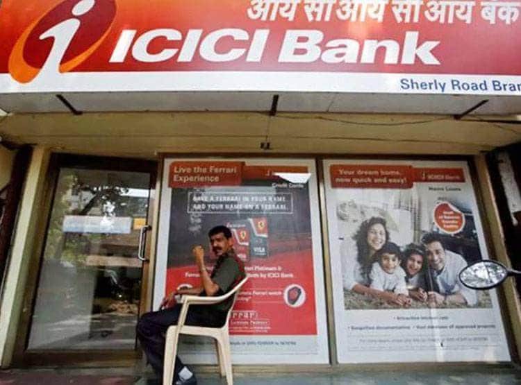 कोरोना : ICICI बैंक का फैसला, ग्राहकों को घर बैठे मिलेंगी 500 सुविधाएं