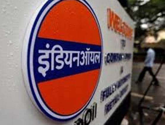 SBI देगा इमरजेंसी लोन, तेल-गैस संकट से निपटने को IOC ने की तैयारी