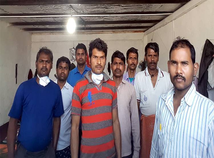 कोरोनाः ईरान में फंसे 65 भारतीयों की गुहार, अब तो हमें निकालो सरकार