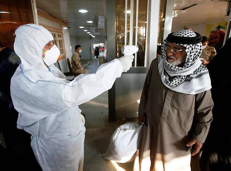 क्रिकेटरों पर खतरा, लीग बचाने के लिए PAK ने कोरोना पर बोला झूठ!