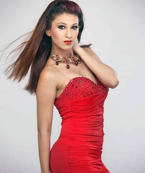 जलोटा से मयूर तक किया 'प्यार का ड्रामा', सोलमेट की तलाश में जसलीन