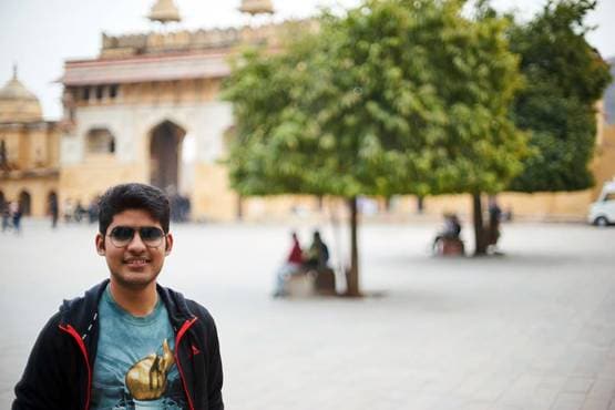 पहले JEE फिर UPSC में टॉप, इस IAS की तैयारी का अनोखा अंदाज