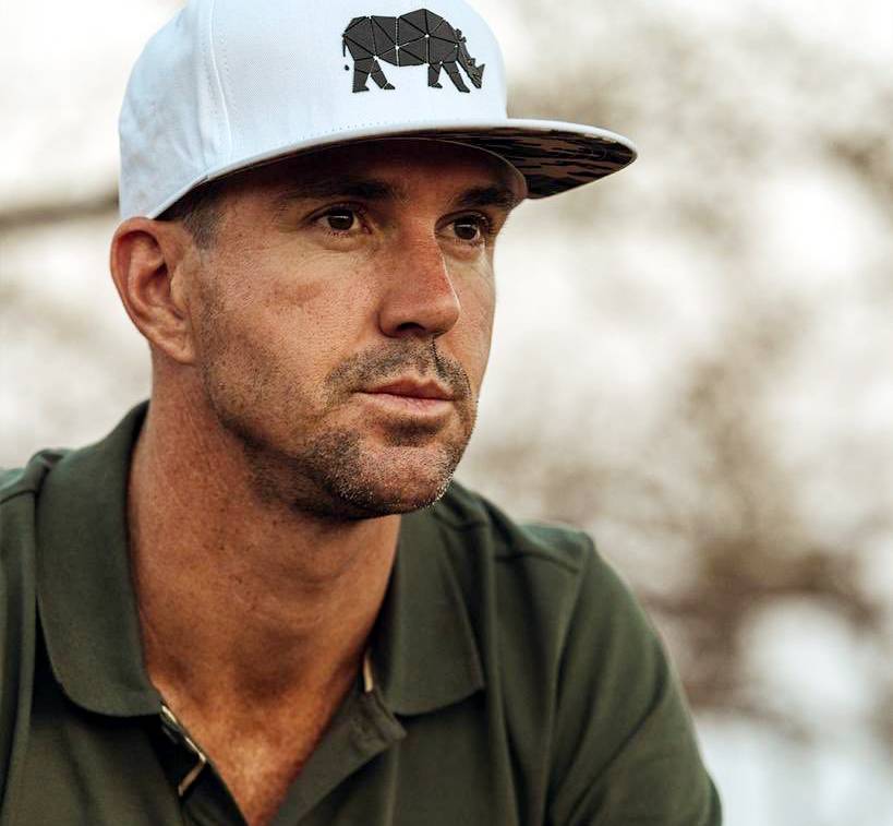 कोरोना: चीन पर तमतमाए पीटरसन, कहा- वो तो जिंदा कुत्ते को पका रहे