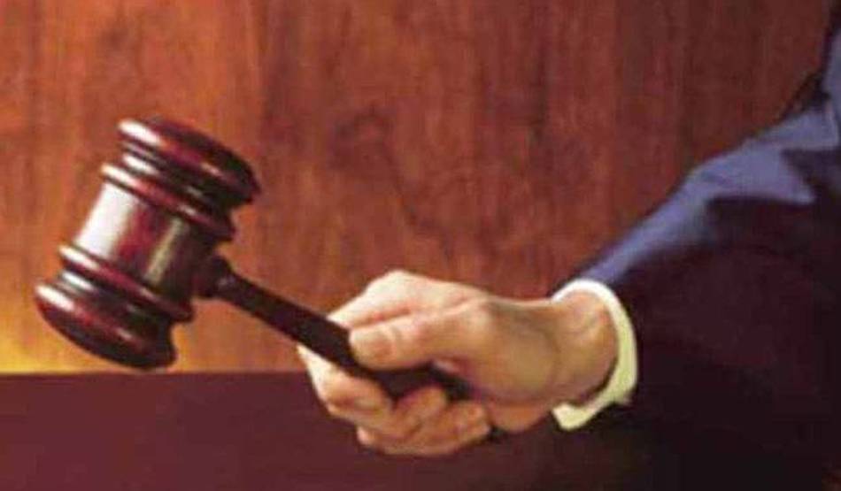 कोराना: बंद से प्रभावित हुए मजदूर तो इस जज ने दान की अपनी सैलरी