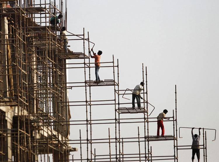 कोरोना का असर 3.5 करोड़ कर्मचारियों पर, इस फंड से मदद करेगी सरकार