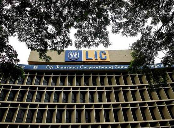 Sarkari Naukri: रेलवे समेत यहां भर्ती, 30 हजार से 1.5 लाख तक सैलरी