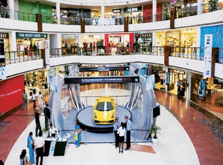 कोरोना से जंग को तैयार FMCG कंपनियां, सस्ती हुईं जरूरत की चीजें