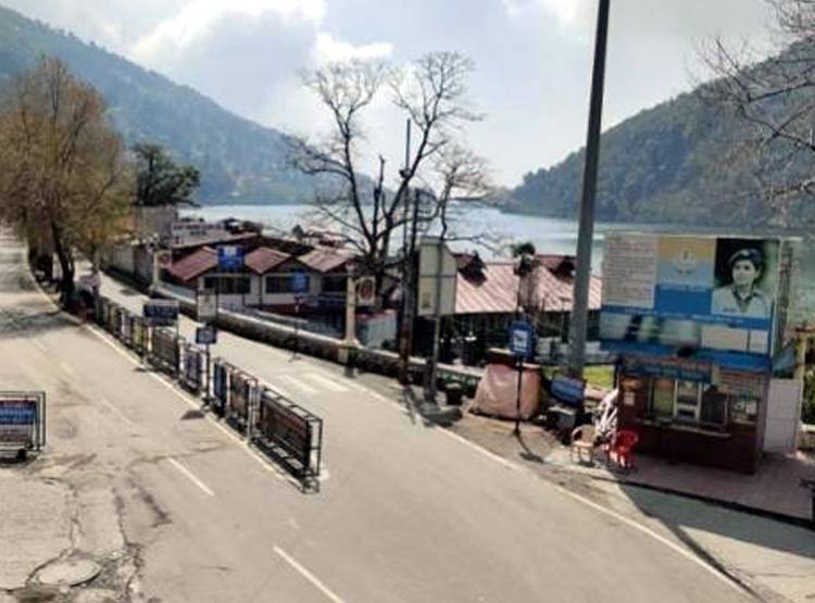 नैनी झील में दिखा तीर का प्रतीक, कोरोनावायरस के बारे में ऐसा मानने लगे लोग