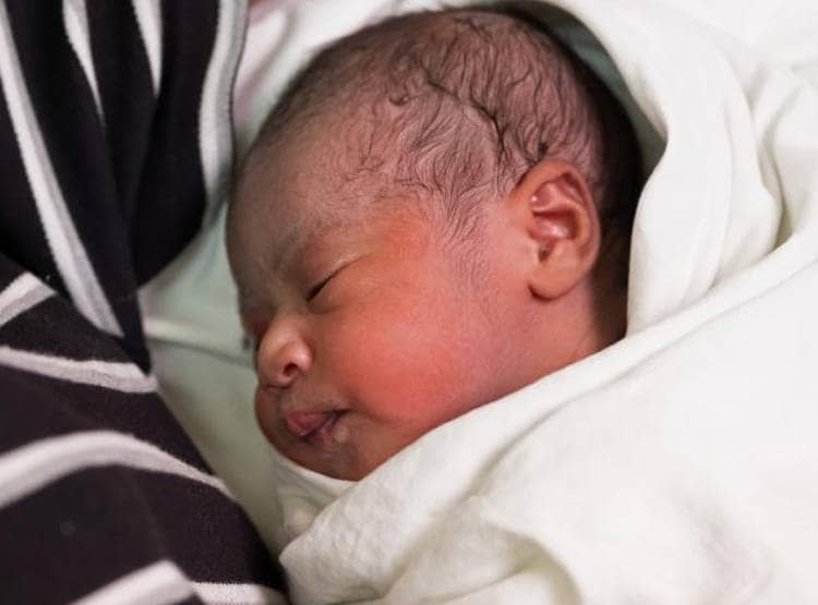 जनता कर्फ्यू के दिन पैदा हुई लड़की, नाम रखा ‘कोरोना’ बेबी गर्ल