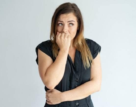 कोरोना वायरस से बचाव है जरूरी, इस एक आदत से रहें बिल्कुल दूर