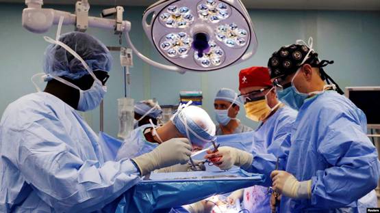 दर्द से तड़प रहा था बच्चा, X Ray देख चौंके डॉक्टर, गुप्तांग से निकलीं 11 सुइयां