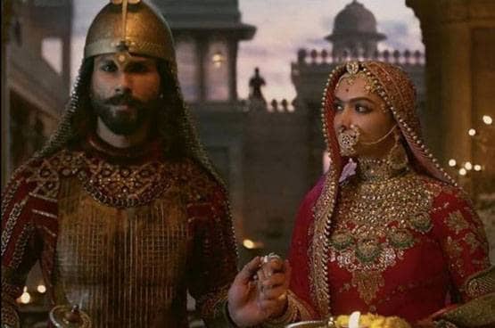 जब बॉलीवुड अभिनेत्रियों को फिल्म के लिए एक्टर्स की तुलना में मिले ज्यादा पैसे