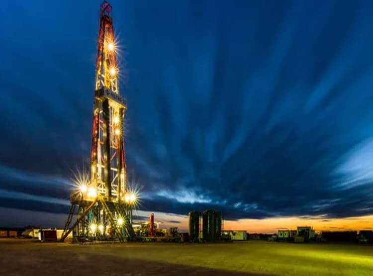 कोरोना के बाद फैली रहस्यमयी बीमारी, मुंह-नाक से आता है खून