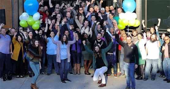 बॉस ने सबकी सैलरी कर दी 50 लाख, अपनी तनख्वाह 7 करोड़ घटाई