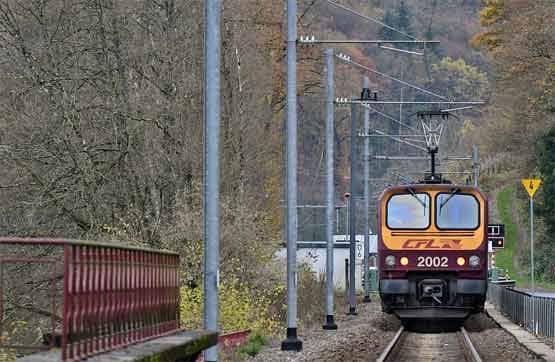 इस देश की सरकार का ऐतिहासिक फैसला, सभी के लिए बस-ट्रेन फ्री